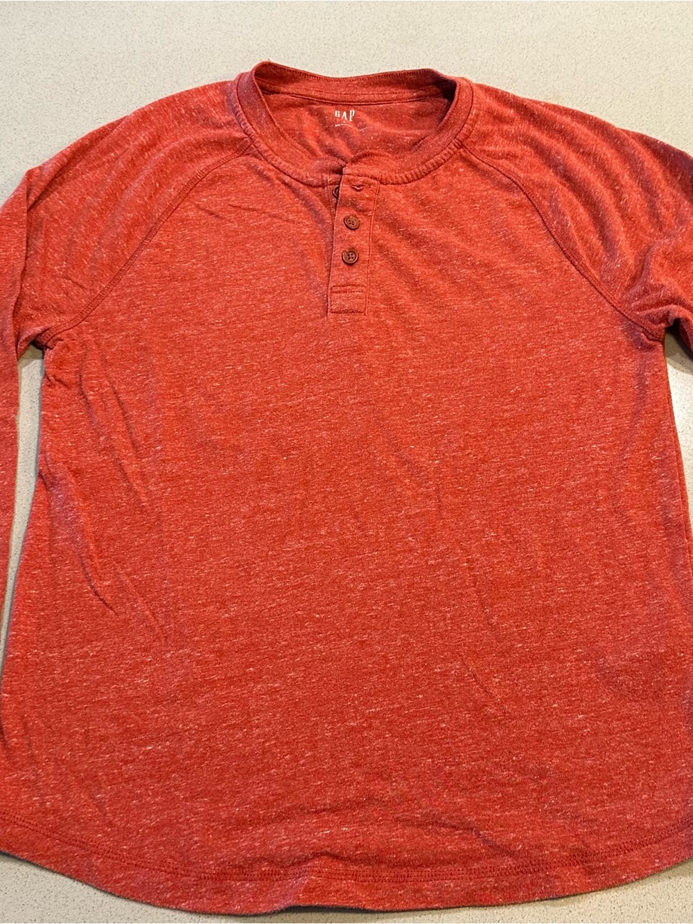 GAP Men's Heathered Orange-Red Henley Long Sleeve